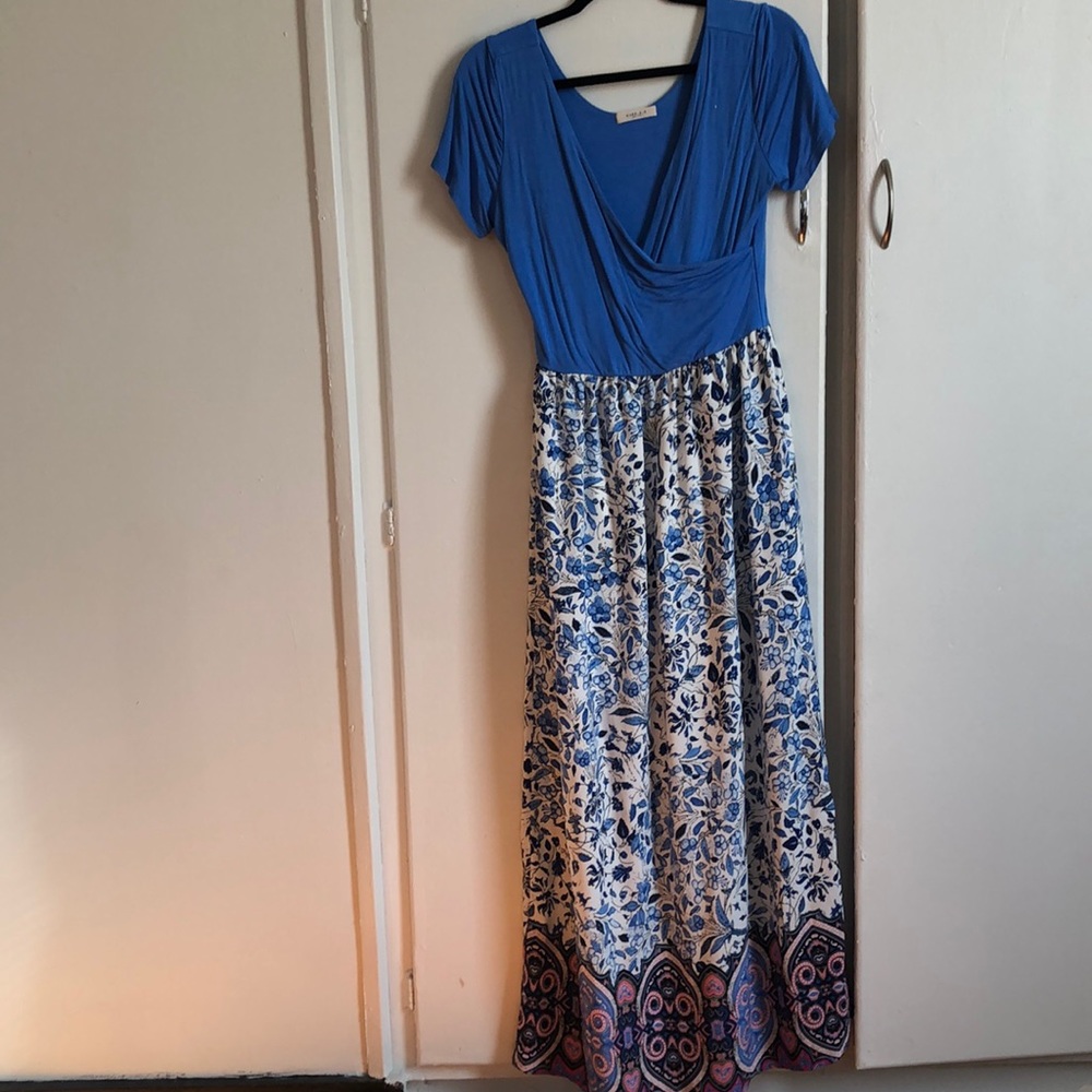 Gilli Maxi dress